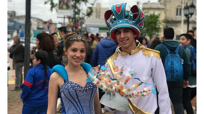 “La Cenicienta”, 5º Año de Economía del Instituto Modelo..