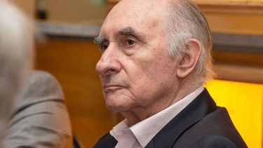 GRAVE. De la Rúa sigue internado en el área de terapia intensiva..