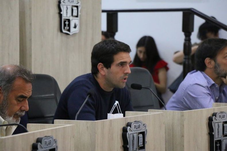 DURO. Tito pidió que el ajuste “lo haga la política y no la gente”.