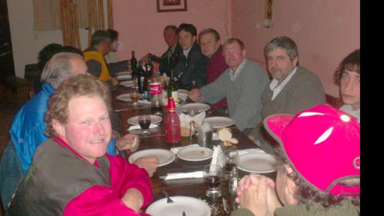 Los integrantes de Los Cerrillos, durante el festejo del 12º aniversario..