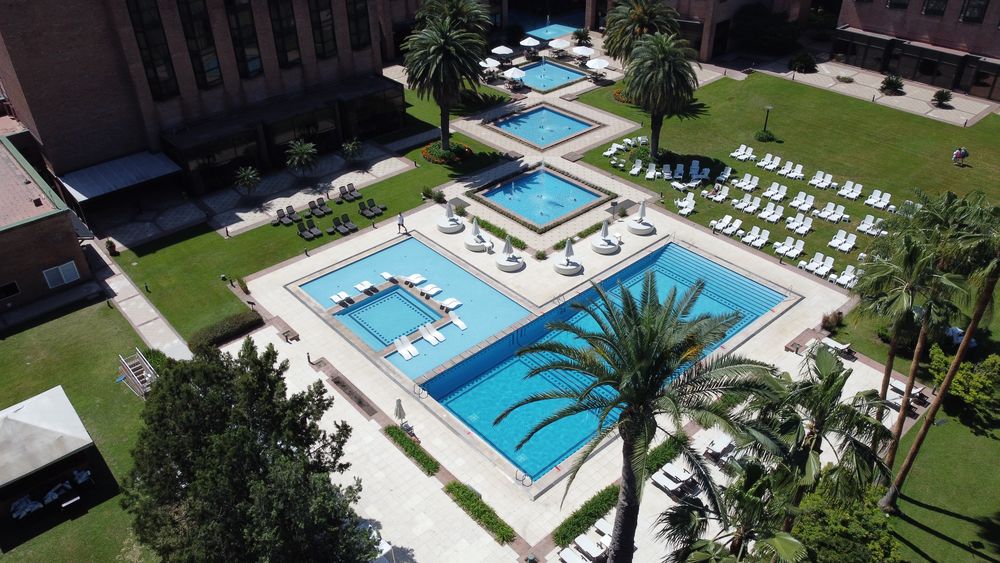 Sheraton Pilar está ubicado en el kilómetro 49,5 de la Panamericana.&nbsp;