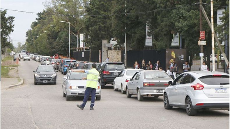 OBRAS. El puente Champagnat, uno de los puntos de conflicto..