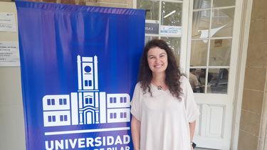 BIENVENIDA. La rectora de la Universidad, Lizzie Wanger, prepara la puesta en marcha.