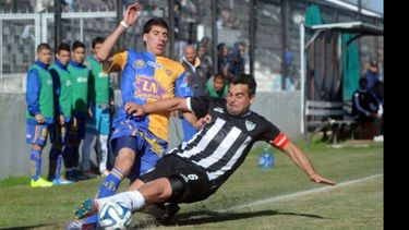 AHORA Fénix cayó ante el equipo de Caruso
