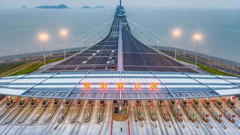 Es el puente marítimo más largo del mundo. (economiasustentable.com).