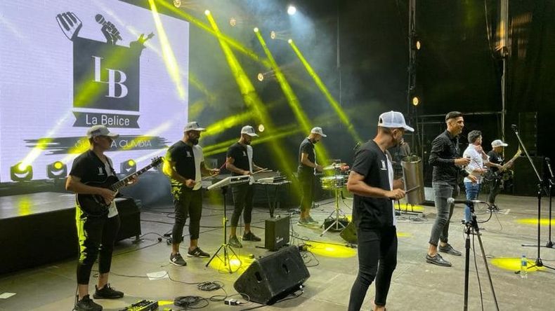 El Carnaval los tuvo frente a una multitud..