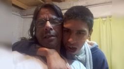 UNIDOS. Ramón sigue luchando por el bienestar de su hijo Martín..