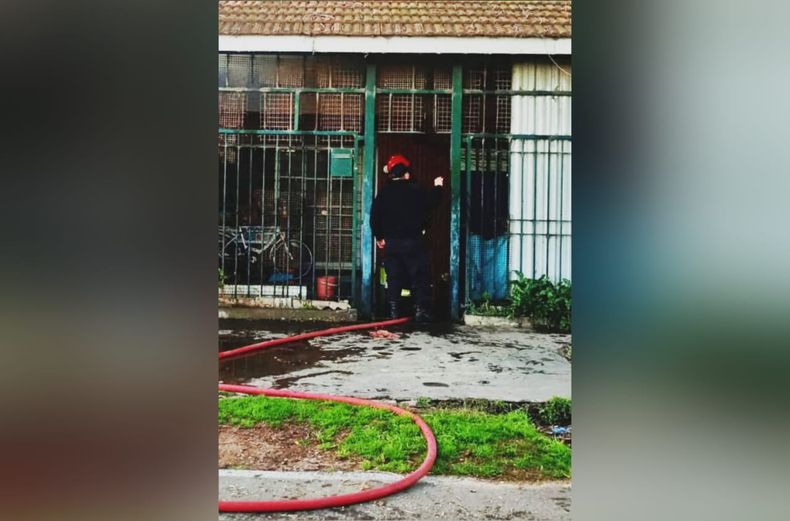 El incendio se originó a causa de un desperfecto con una estufa.
