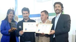 PLACAS. Inés Ricci, Sergio Abrate (director de El Diario), Hugo Rosso y Adrián Maciel..