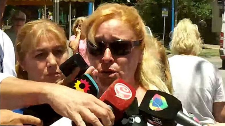 ESPERA. La madre de la víctima, habla de negligencia de la clínica..