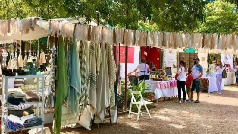 La feria se realizará el sábado en la Aldea Serpaj desde las 15. .
