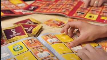 A tres meses de la Copa del Mundo, la venta de las figuritas del mundial no se detiene.&nbsp;