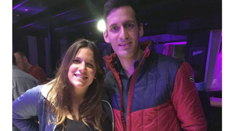 Donatti, junto a un olímpico. Florencia Donatti coordinó la semana pasada la delegación de Pilar en la final de los Bonaerenses, en Mar del Plata. Y en la apertura de los torneos aprovechó para conversar con diferentes referentes deportivos. Entre ellos, estuvo Juan Crismanich (foto), campeón olímpico de taekwondo en Londres 2012..
