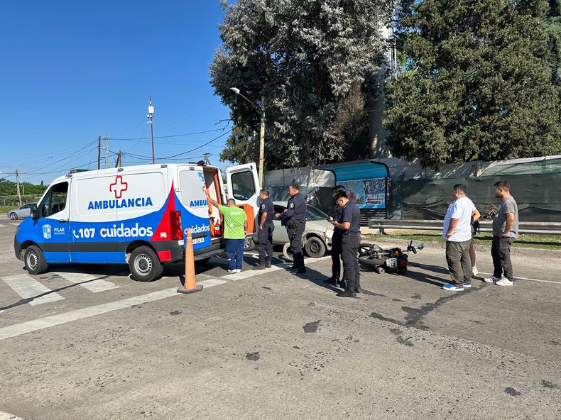 Un auto y una moto estuvieron involucrados en el choque.&nbsp;