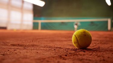 CHAU TENIS. La medida deja sin actividad a unas 60 personas, la mayoría chicos.&nbsp;