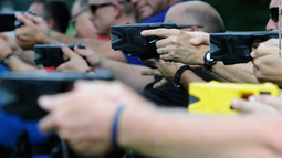 El Ministerio de Seguridad de la Nación y las fuerzas policiales trabajarán en conjunto para dotar a las policías con esta variante y entrenarlas para su uso.