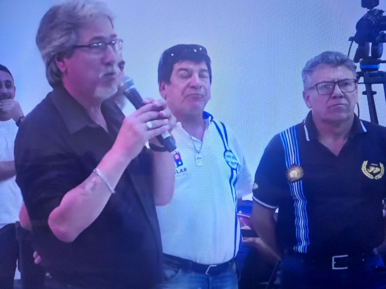 Roberto Gerpe, este jueves, al encabezar un homenaje a los excombatientes en el Concejo Deliberante.&nbsp;&nbsp;