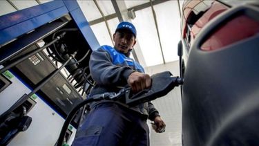 YPF aumentó un 9,75% los combustibles y ya hay incrementos también en las otras compañías, así queda la tabla de precios.