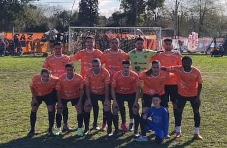 DA PELEA. Zelaya tiene 6 puntos y con un partido menos, quiere seguir cerca del líder.