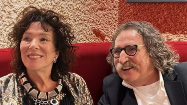 Graciela Borges y Charly García en la fiesta de cumpleaños número 75 del gran músico argentino.