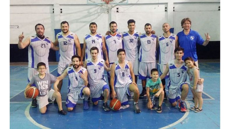 Unión venció 81-71 a Old School..
