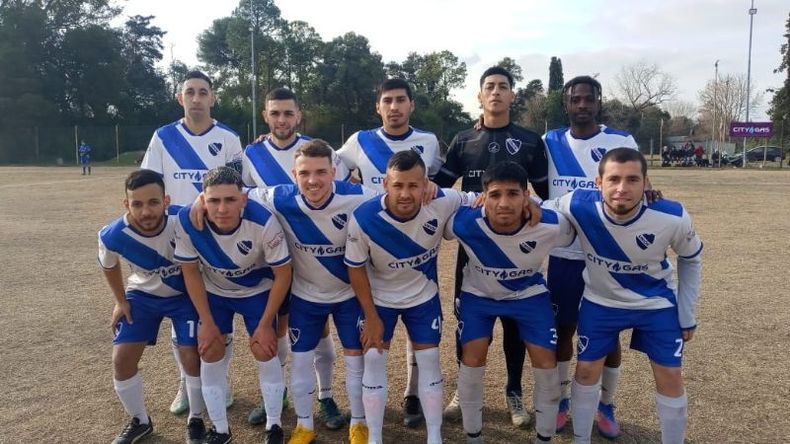 EQUIPO. El once inicial de Unión, que el sábado ganó en Del Viso..