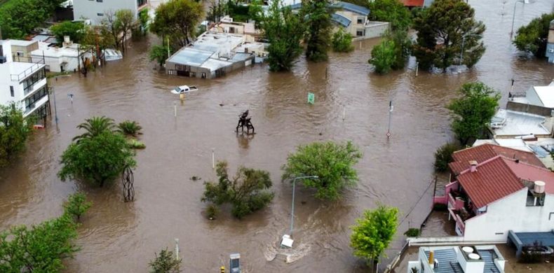 TRAGEDIA. Hasta este sábado hay confirmados 12 muertos por la inundación.