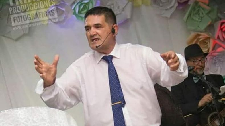 Ramón Ayala, predicando..
