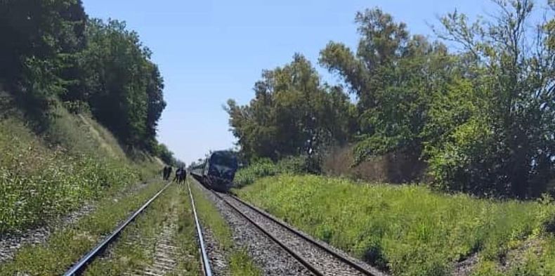 LUGAR DEL HECHO. El accidente fatal se produjo frente al cementerio de Presidente Derqui.