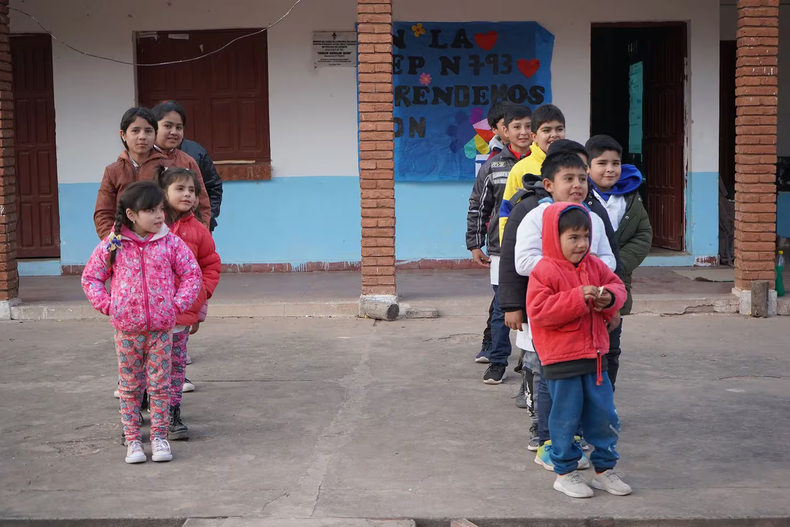 Los estudiantes de Gloria Cisneros. (lmneuquen.com).