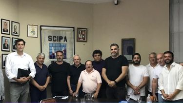 CUMBRE. Las autoridades de SCIPA recibieron a los funcionarios e&nbsp;