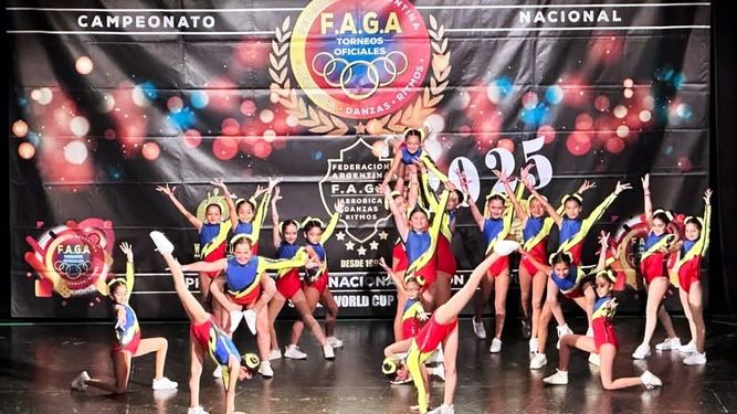 Las chicas de la Escuela Municipal de Pilar en el Nacional.