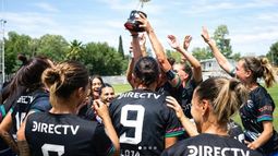 El festejo de Televisión gracias a los goles de Pilar. El festejo de Televisión gracias a los goles de Pilar.