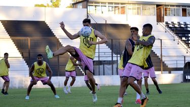 PRÁCTICA. Real Pilar debuta como local en la Primera B.