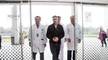 PUERTAS ABIERTAS. Achával volvió a recorrer el hospital con el equipo del área de Salud. &nbsp;