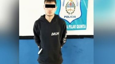 DETENIDO. Llevaba 660 gramos de marihuana en la mochila de Rappi. .