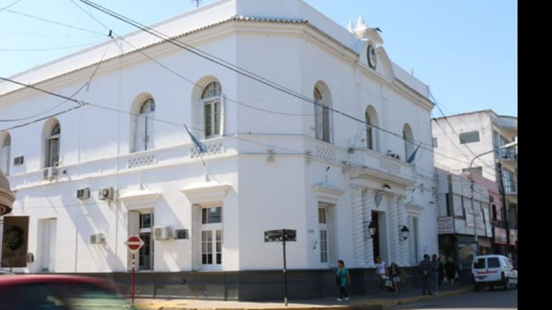 CASA. A punto de cambiar de inquilinos, el Municipio vive cambios..