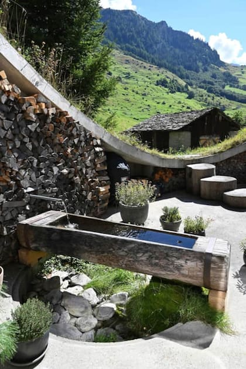 Vistas impactantes desde la terraza de 60 m². (Villa Vals)..png