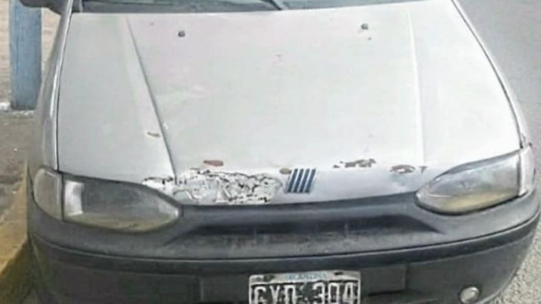 No tiene papeles y fue secuestrado por la policía. .