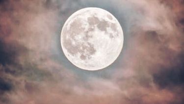 la ultima luna llena del ano