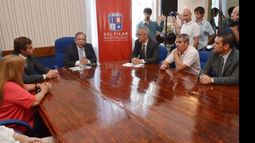 RENOVACIÓN Y CAMBIOS. En el V Centenario Zúccaro presentó nuevos funcionarios..