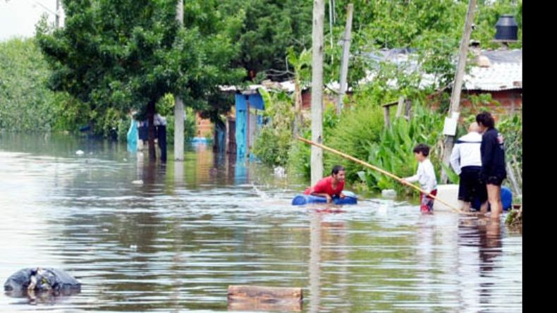 Los afectados por la última inundación se cuentan de a miles..