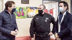 CERCA. Neuspiller publicó en las redes una foto con Santilli a días del cierre de listas..