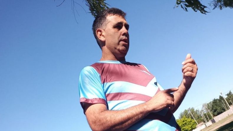 Andrés Oliva vuelve como DT..