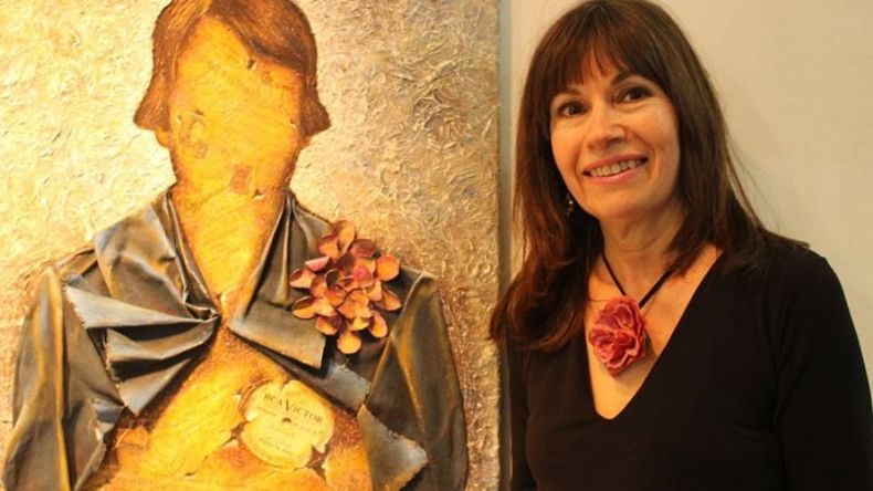 INAUGURACIÓN. La artista combina técnicas y materiales..