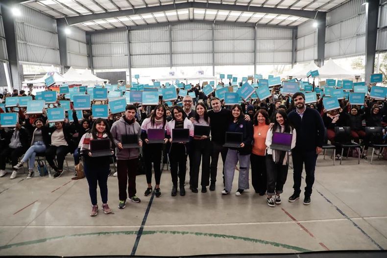 Con todos. Federico Achával destacó las netbooks como herramientas para la educación.&nbsp;&nbsp;