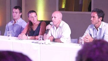 MESA. Ducoté encabezó la primera reunión partidaria del año electoral..