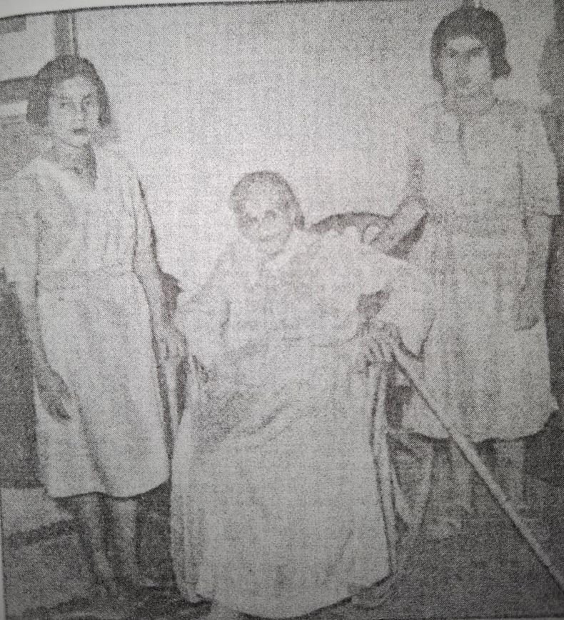 Pepita Derqui junto a dos vecinas de la pensi&oacute;n.&nbsp;