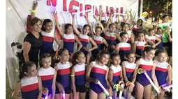 Las chicas se preparan para los torneos regionales..