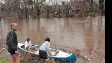 La iniciativa busca frenar desbordes como los de Pilar..